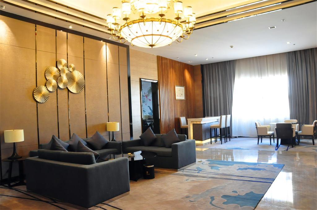 Baotou West Lake Hotel Eksteriør billede