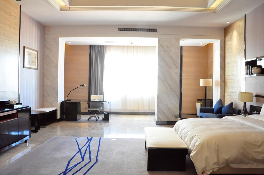 Baotou West Lake Hotel Eksteriør billede